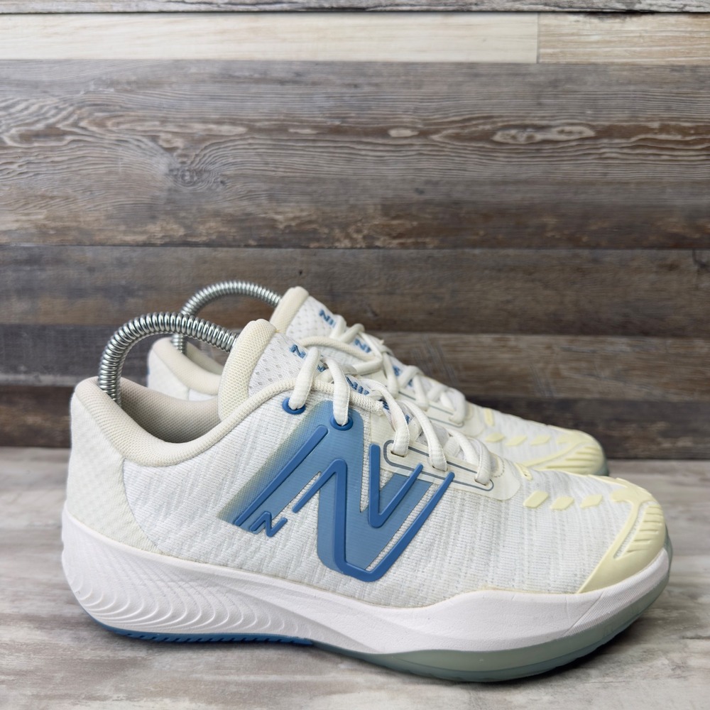 New Balance FuelCell 996v5 Women Size 7.5 Pickleball Tennis Shoes White Blue